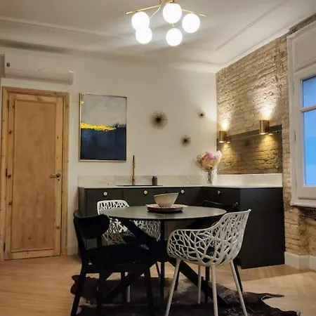 Estiloso Estudio En Gran Via, Vistas Al Huerva *