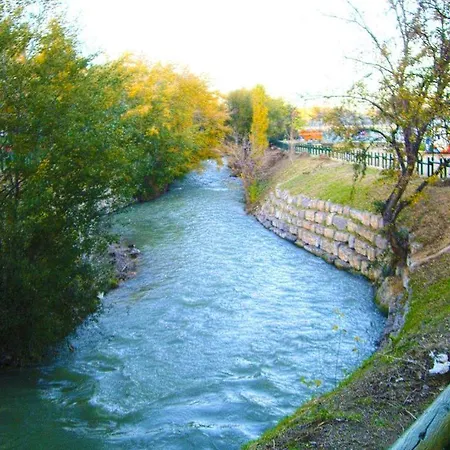 Apartamento Estiloso Estudio En Gran Via, Vistas Al Huerva