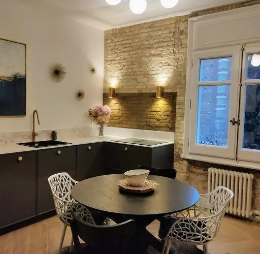 Estiloso Estudio En Gran Via, Vistas Al Huerva * Zaragoza